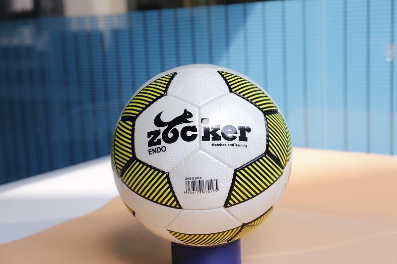 Quả bóng đá Zocker Endo ZK5-E1910
