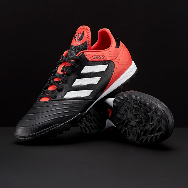 Lựa chọn giày đá bóng Adidas chính hãng cho sân cỏ nhân tạo